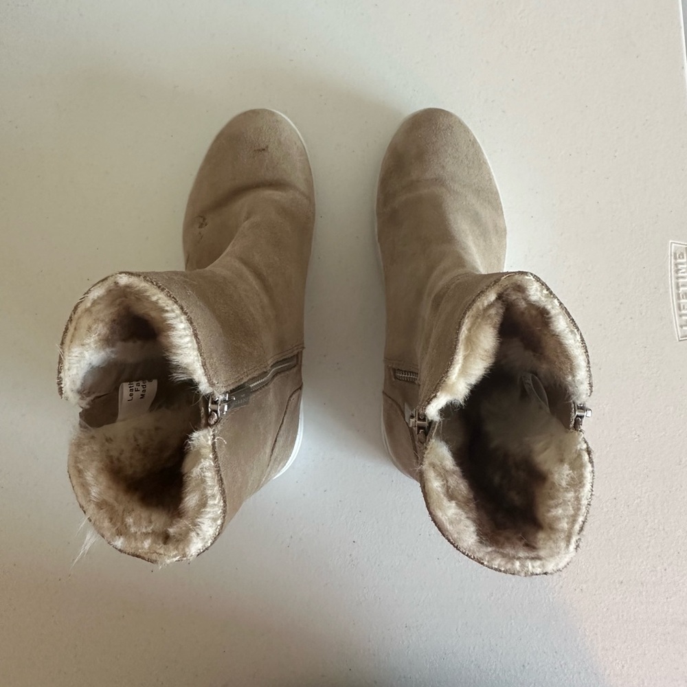 Women’s 8.5 J/Slides Tan/Gray Tristan‎ Boot with Faux Fur - Picture 5 of 11